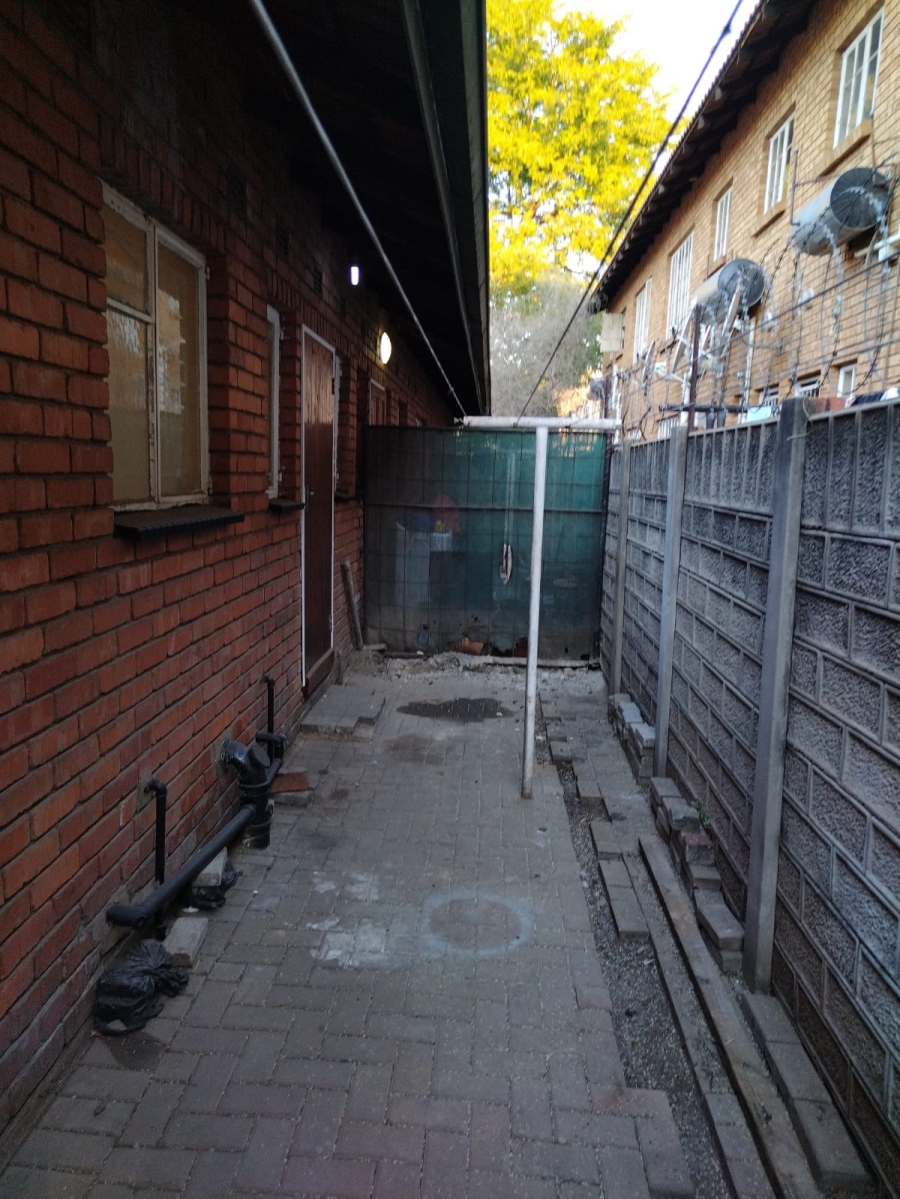 2 Bedroom Property for Sale in Rustenburg Central North West